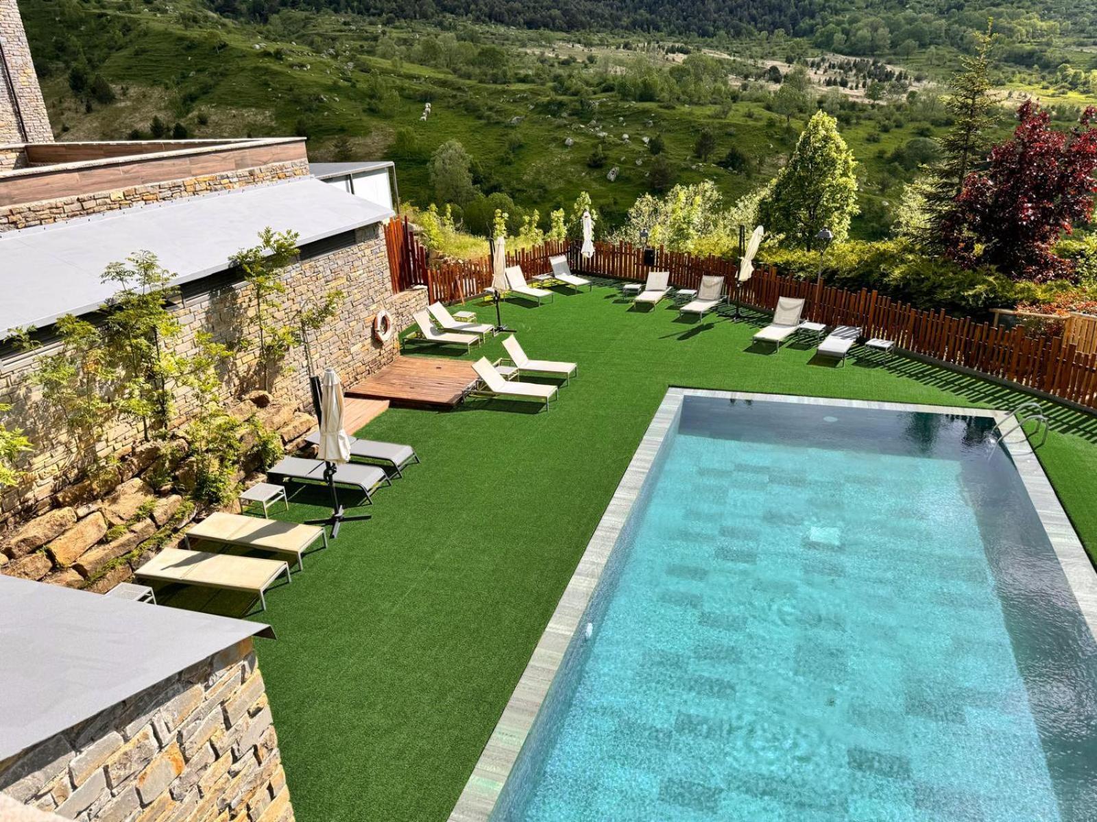 Aparthotel Siente Boí&SPA Pla de l'Ermita Exterior foto