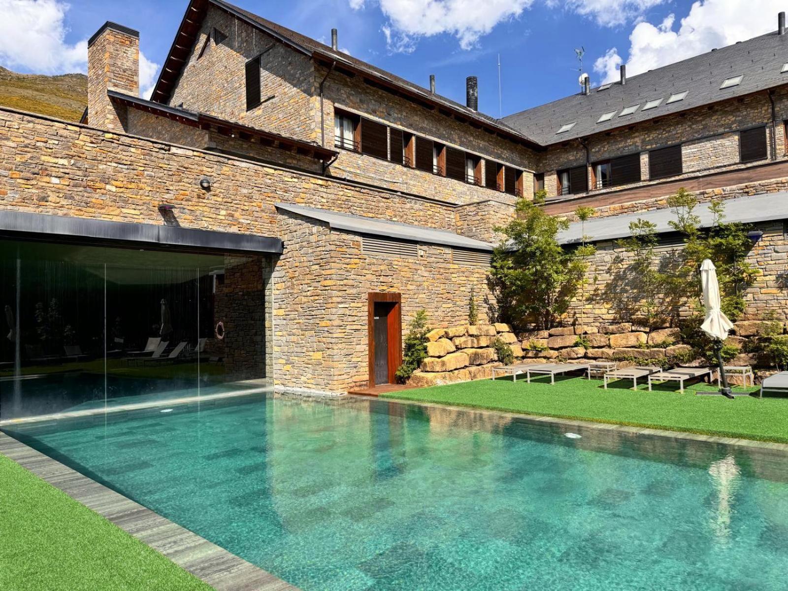 Aparthotel Siente Boí&SPA Pla de l'Ermita Exterior foto