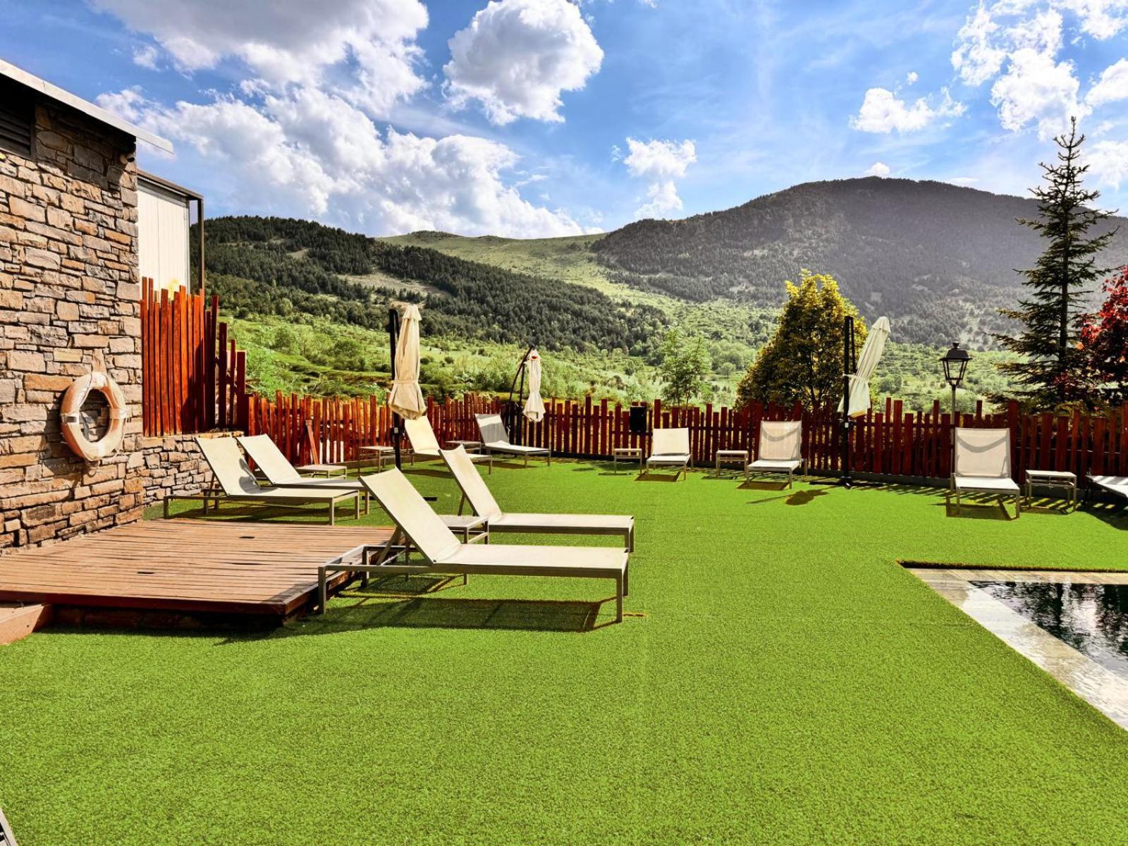 Aparthotel Siente Boí&SPA Pla de l'Ermita Exterior foto